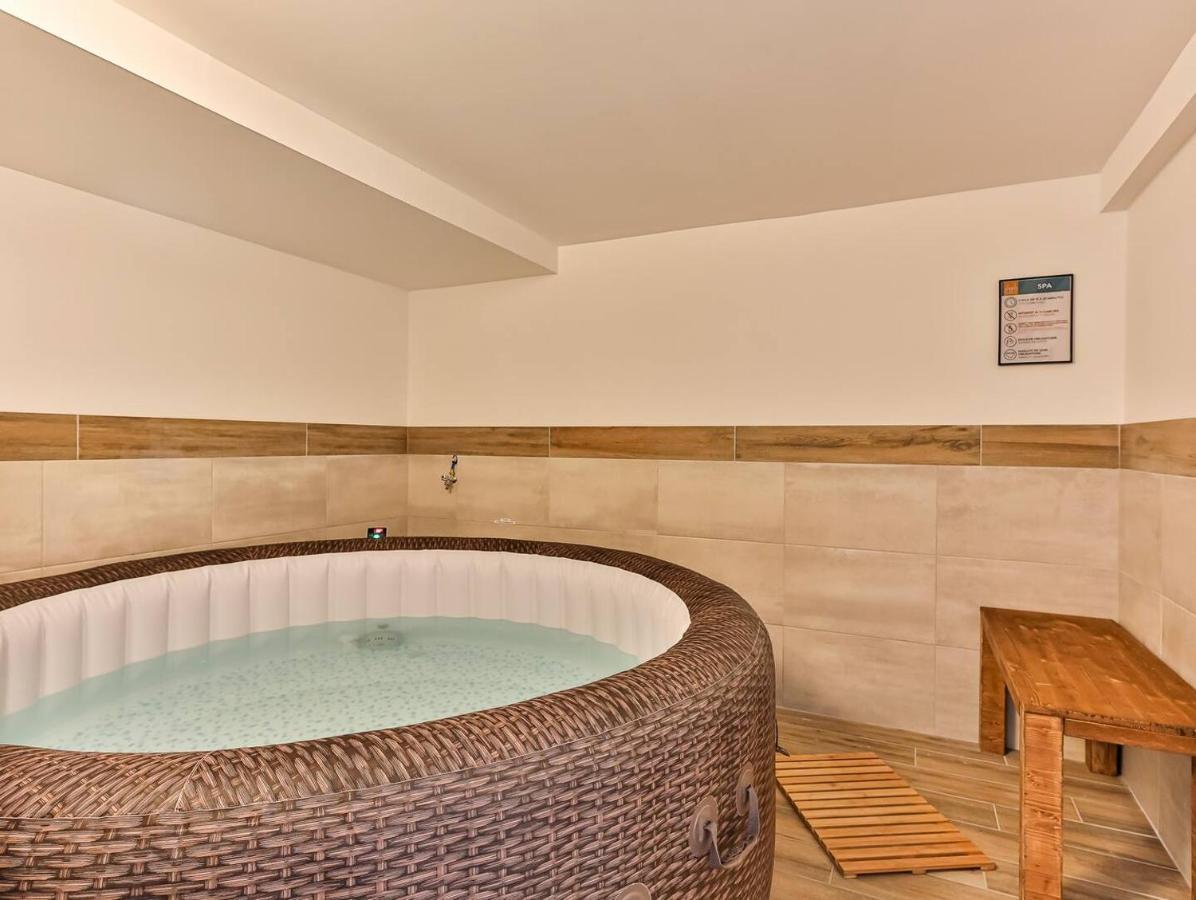 Maison Familiale La Belle Vie Jacuzzi/Sauna Saint-Gilles-Croix-de-Vie Exterior photo